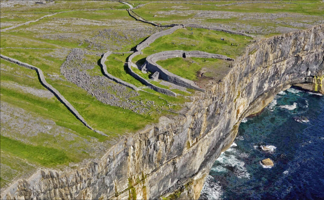 Aerial view of Dún Aonghasa fort on the cliffs of Inis Mór
