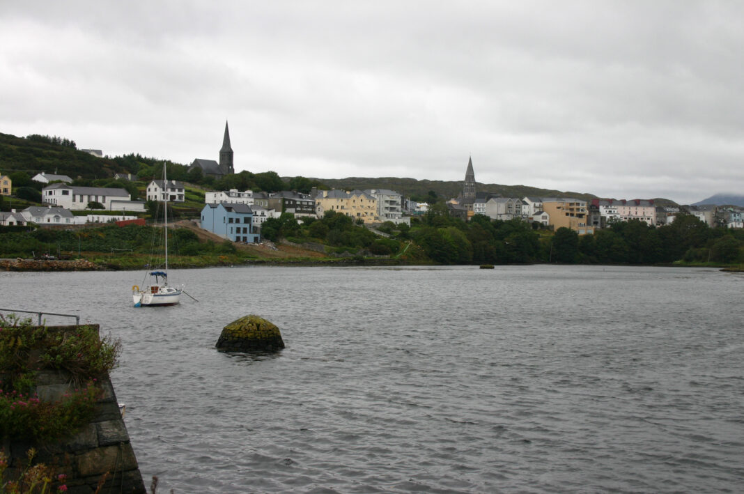 Clifden from Galway: Town, Castle, Sky Road & Connemara Planning Clifden town in Connemara, County Galway