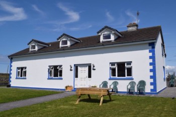 Where to Stay on Inis Meáin