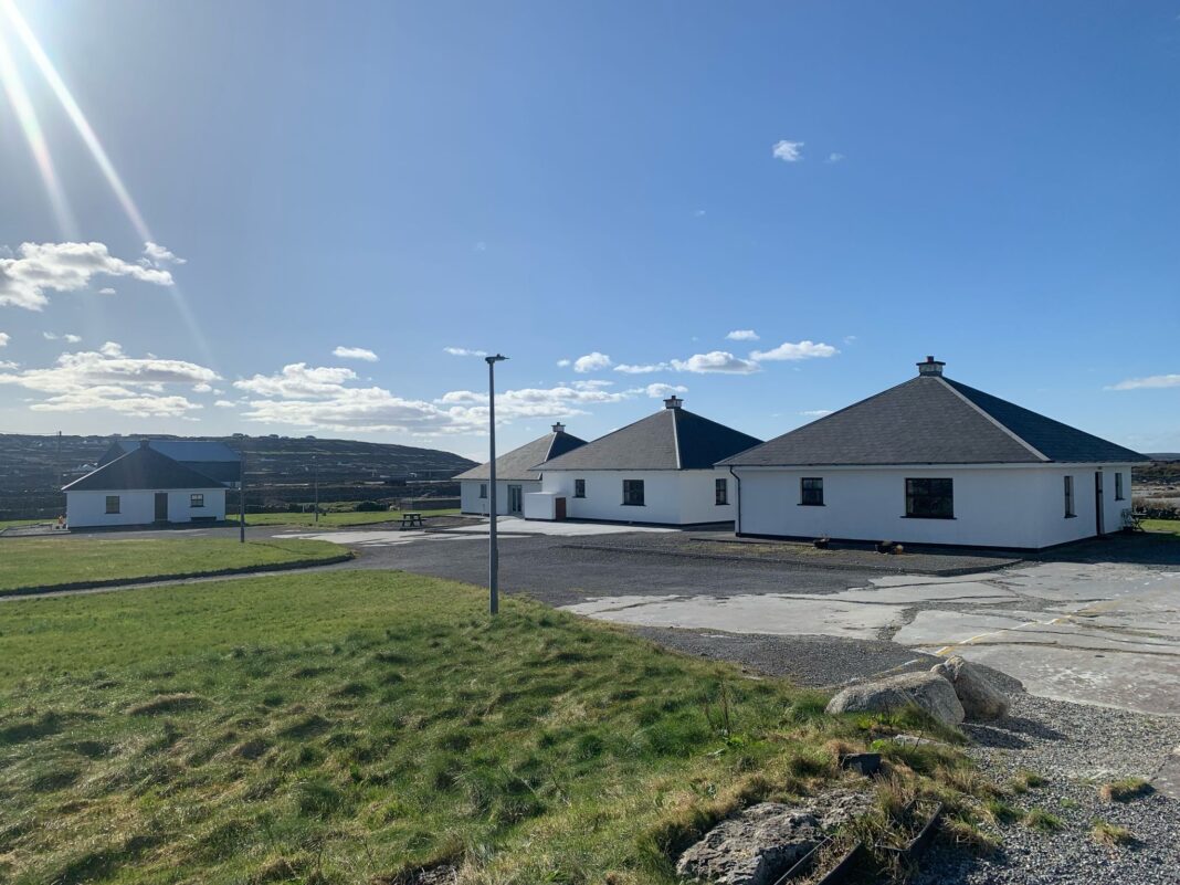 Inis Meáin Holiday Homes: Self-Catering Houses on the Island Inis Meáin Holiday Homes accommodation