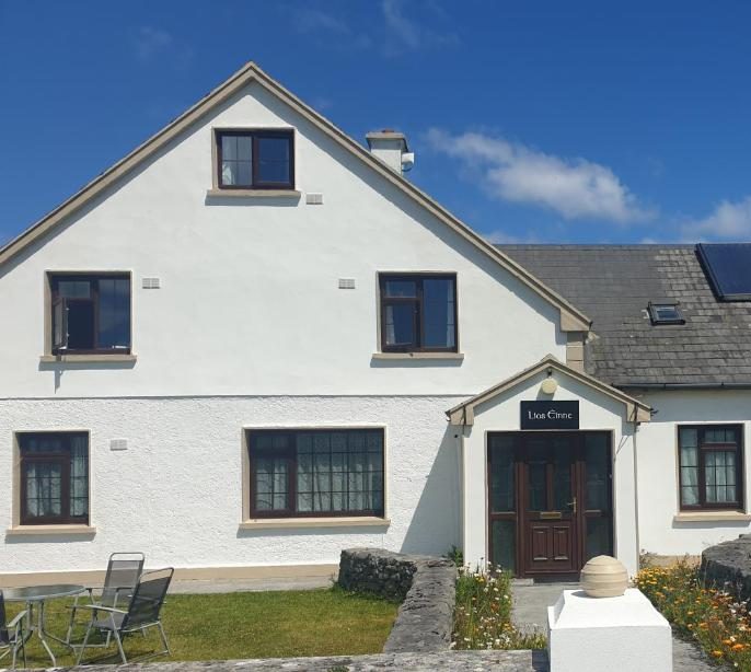 Lios Éinne B&B, Inis Oírr: Stay Near the Pier and Beach Lios Éinne B&B on Inis Oírr