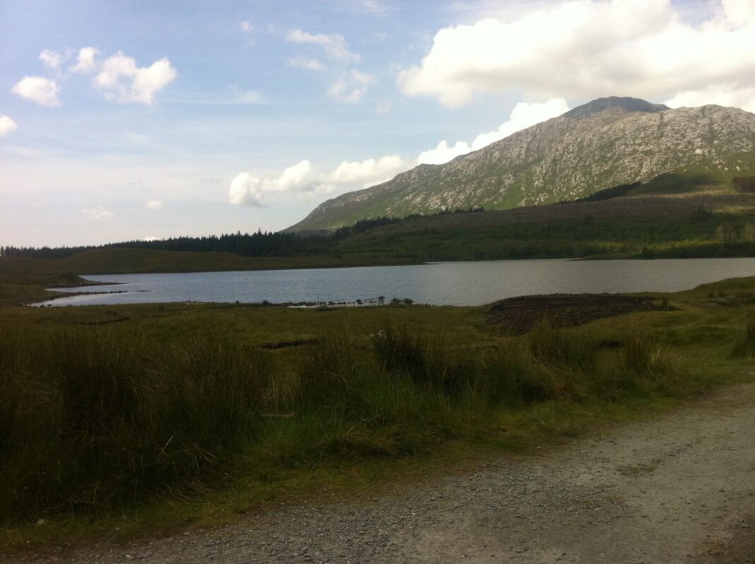 Mountain landscape from the R344 road in Connemara