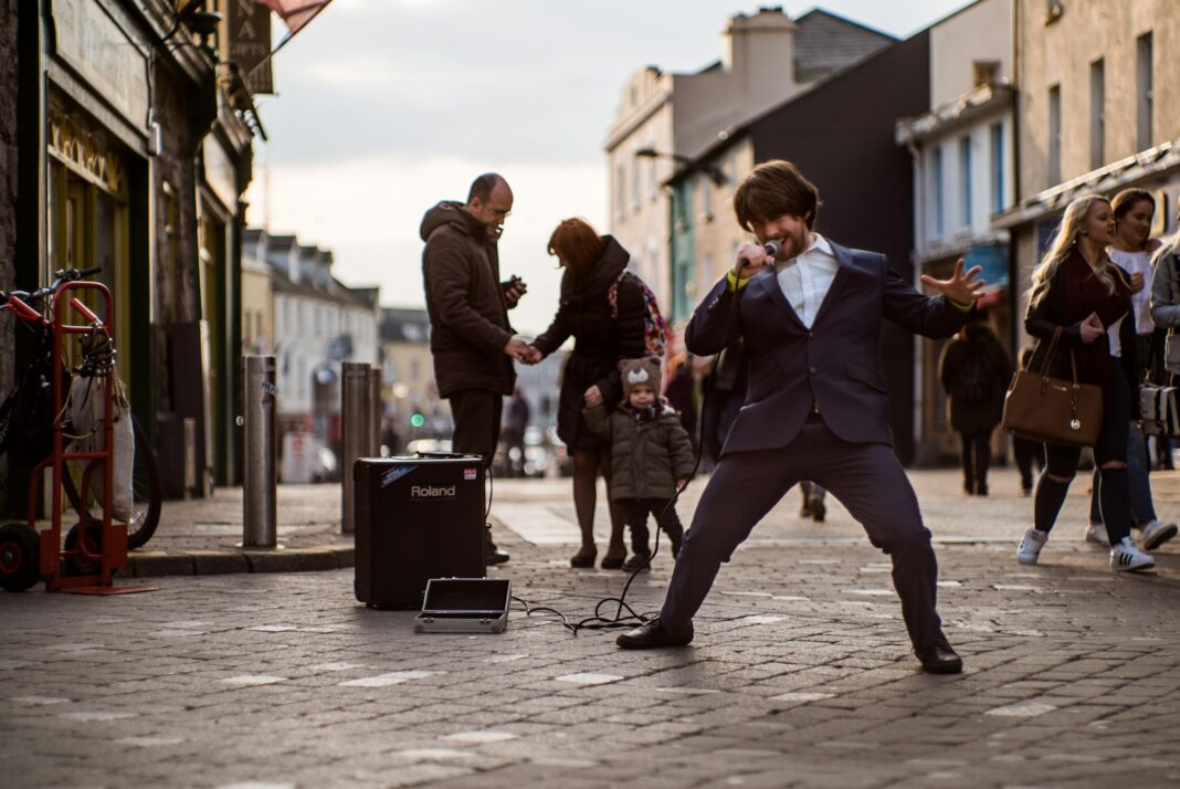 A street performer entertaining passers-by in Galway city centre