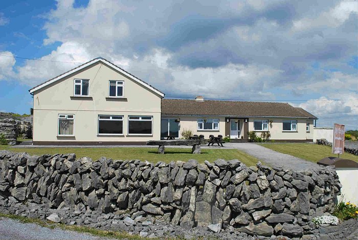 Tig Congaile B&B and Restaurant, Inis Meáin Tigh Chonghaile accommodation on Inis Meáin